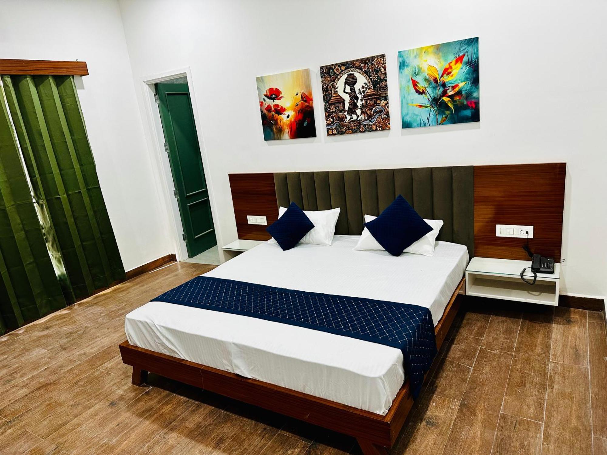 The Loya Hotel Muktsar Exterior foto